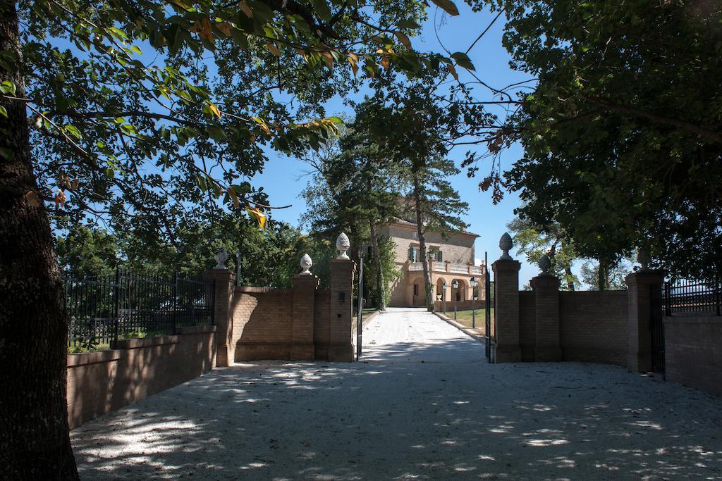 Villa Nena Tolentino Esterno foto